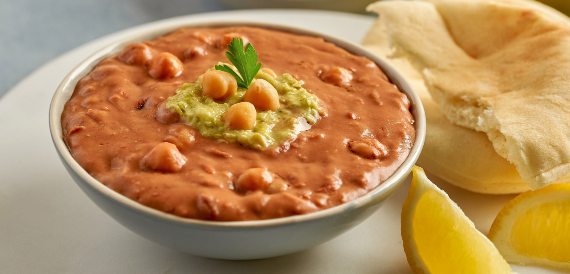 What Is а Fava? Is it the Greek National Dish or Just а Beans?